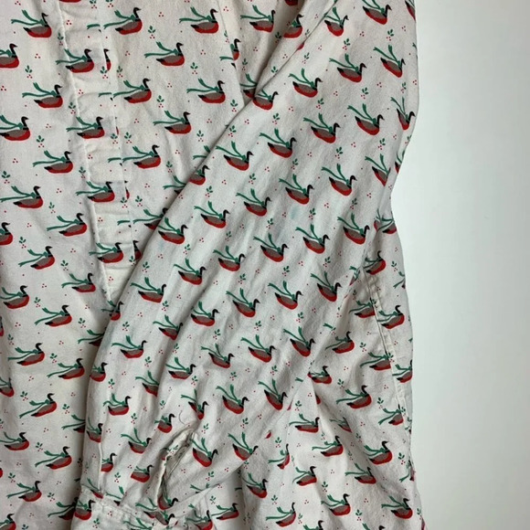 Vintage Bay Club Geese Wearing Scarfs Printed Button Front Shirt Size  14 - Picture 7 of 13